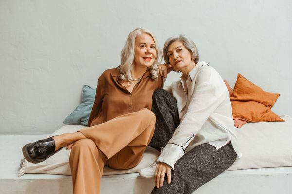 The Best Clothing Colors For Grey Hair