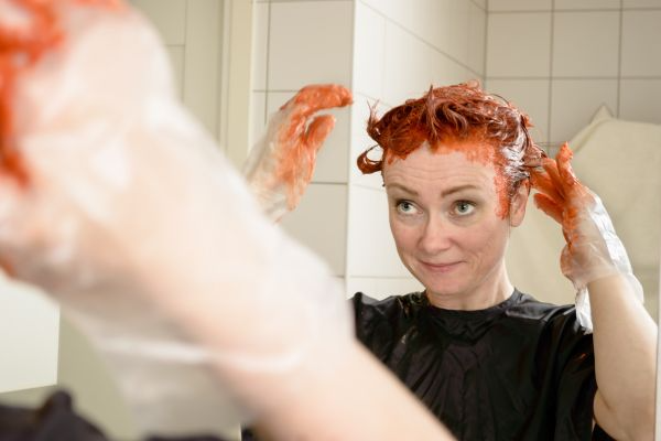 How Does Permanent Hair Dye Shampoo Work