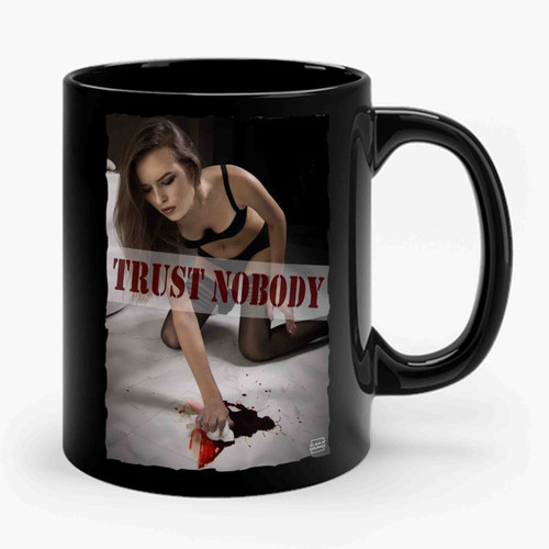 Model Kate Moss Megan Fox Trust Nobody Swag Ceramic Mug