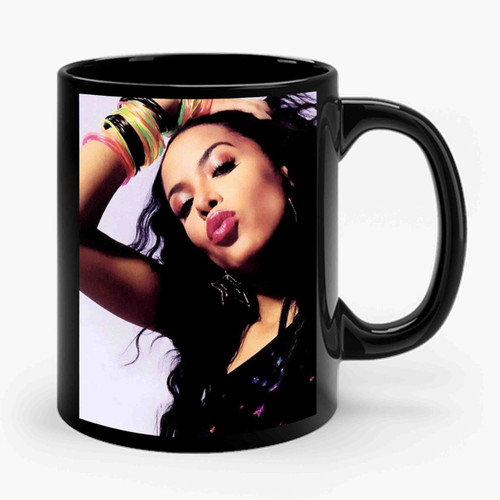 Aaliyah Beautiful Singer Ceramic Mug