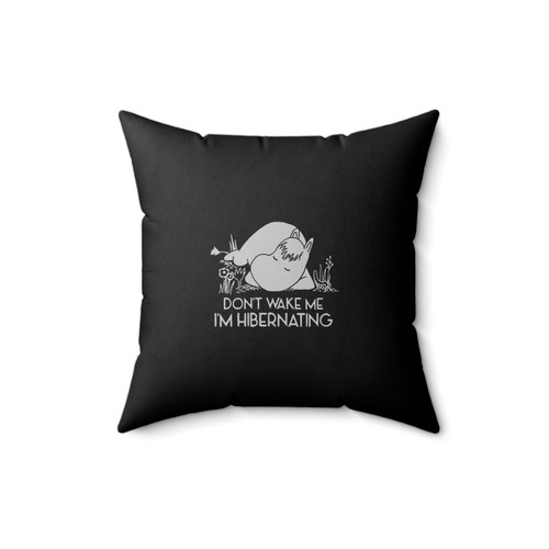 Retro Cartoon Anime 'don't Wake Me I'm Hibernating' Inspired Christmas Present Square Pillow Cover