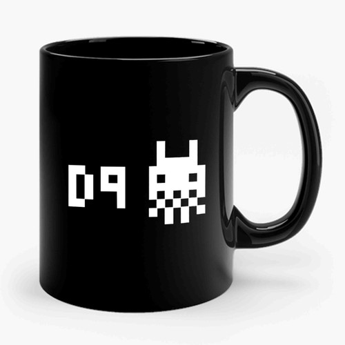 District 9 8 Bit Ceramic Mug