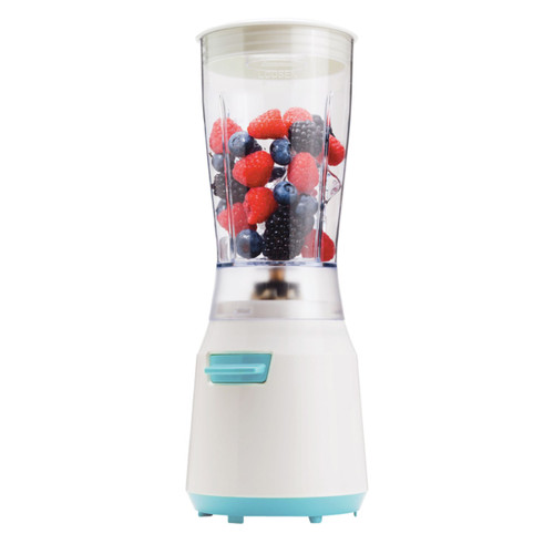 Brentwood 14 Ounce 180 Watt Compact Personal Blender in Blue D970-JB-191BL