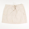 This Women's Short Tan Cargo Skirt by Cargo Seat is a Size 5/6.
