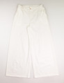 This is a pair of white, wide leg dress pants with front pockets, Size M, by Fashion.