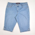 Women's Blue Denim Gloria Vanderbilt Capris, Size 16