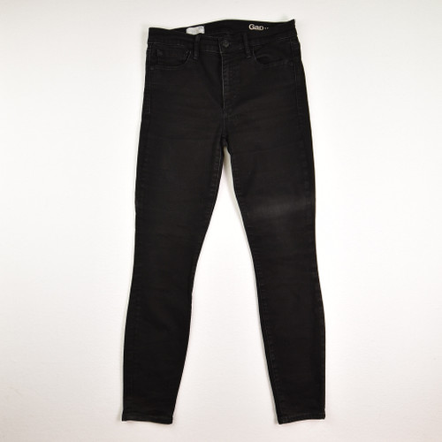 These black resolution true skinny jeans by Gap Jeans are a size 28 Short.