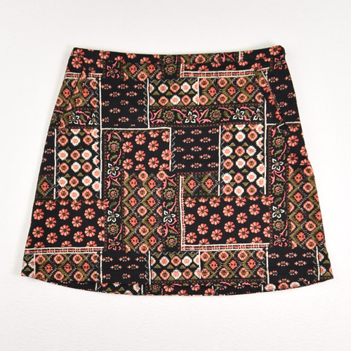 This black patterned skirt by Hollister is a size 7.