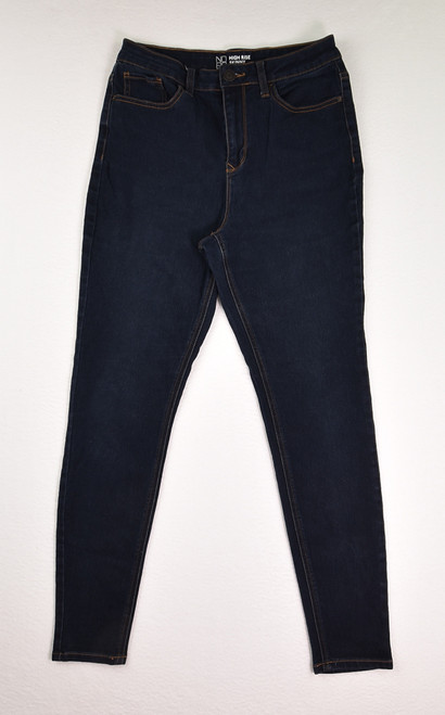 This is a pair of blue denim high-rise, skinny jeans by No Boundaries, Size 11.