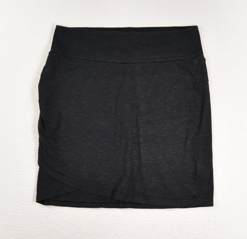 This is a charcoal knit skirt by Columbia, Size S.