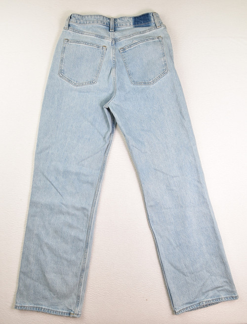 Women's Blue 90s Relaxed High Rise Jeans by Abercrombie & Fitch, Size 6R