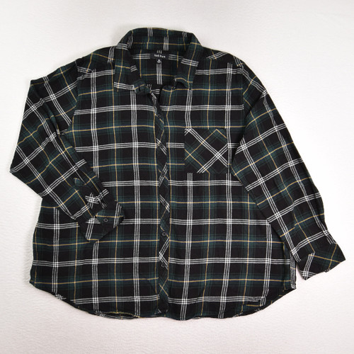 This is a Women's Green & Black Plaid Flannel Shirt by Well Worn, Size XL.