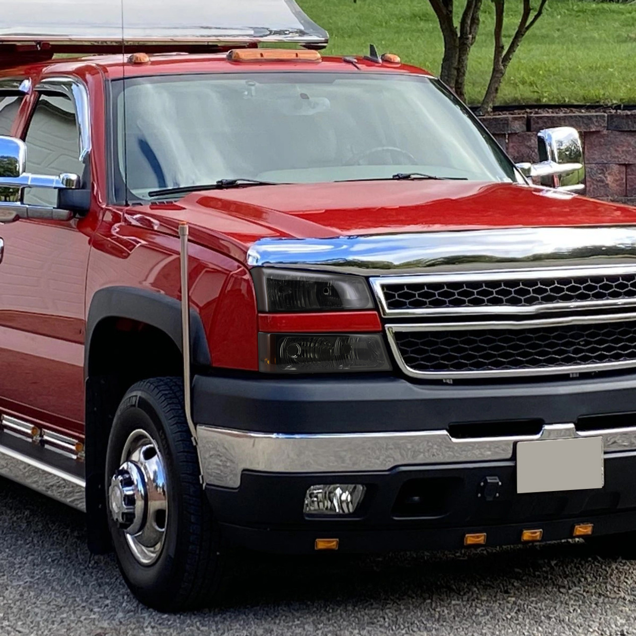 2002-2006 Chevrolet Avalanche/ 2003-2007 Silverado Factory Style Headlights  w/ Bumper Lights (Chrome Housing/Smoke Lens)