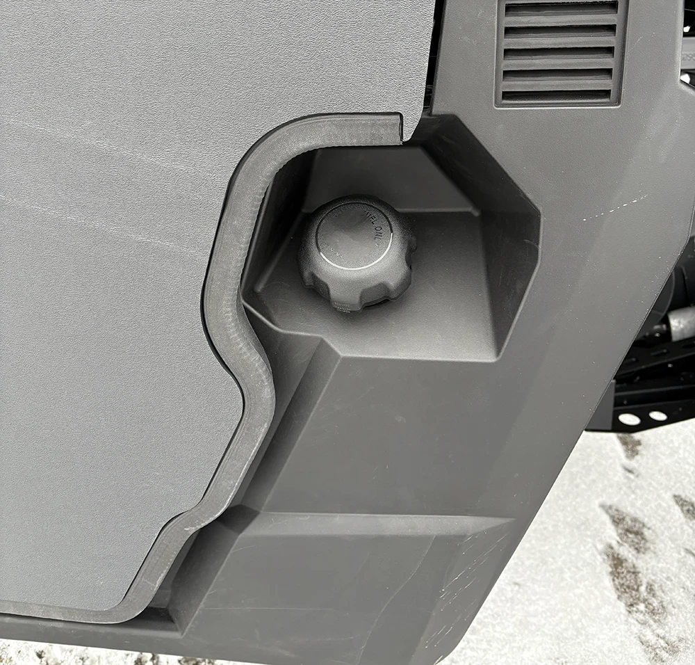 SCM door kit for Polaris Ranger 500: close-up of the door latch knob