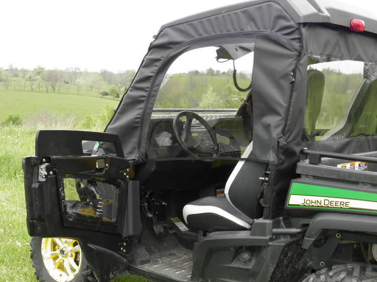 3 Star soft door rolled open on the Gator 850i showing the seat and half door underneath