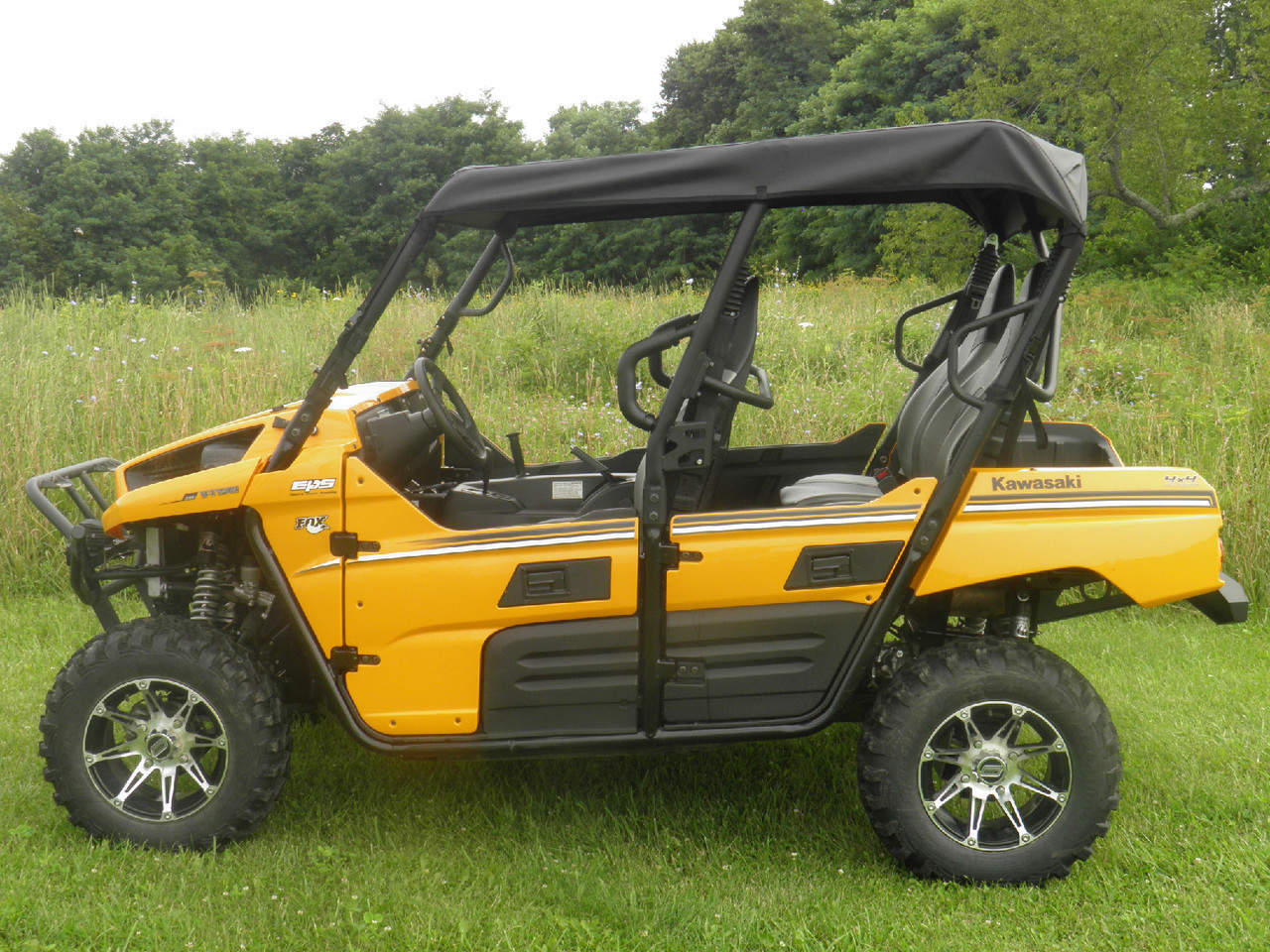 Kawasaki Teryx 4 Soft Top side