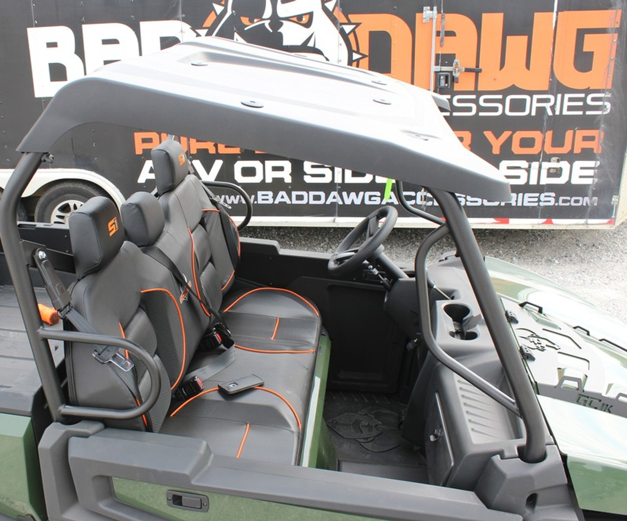 Intimidator Quick-Connect Plastic Top side view