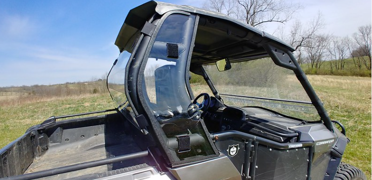 Passenger side rear angle of the Can-Am Commander with the 3 Star rear window fitted behind the seats