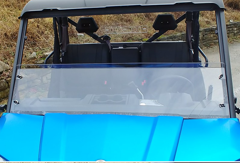 Front close-up of the 3 Star half windshield above the blue UForce 1000 hood with seats visible behind
