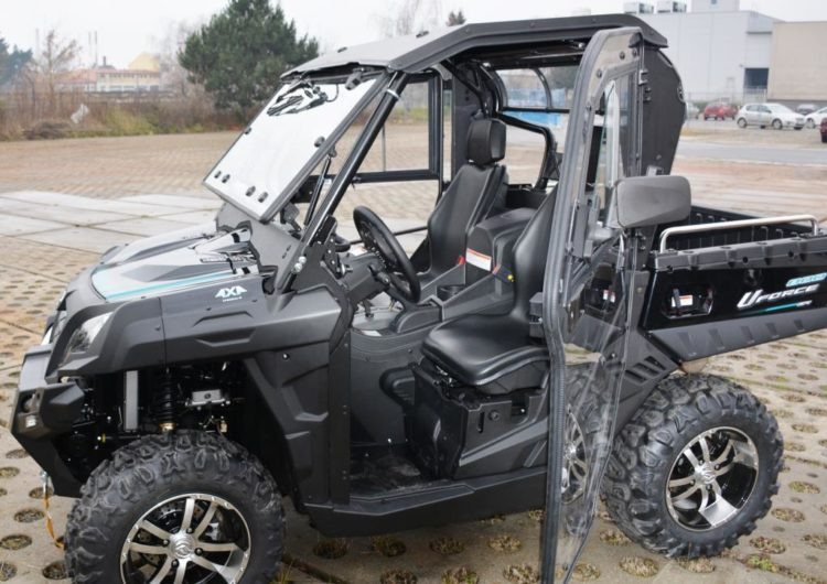CF Moto U-Force 1000 hard cab enclosure by HardCabs