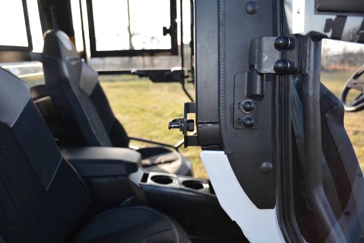 Polaris General 1000-4 hard cab enclosure by HardCabs