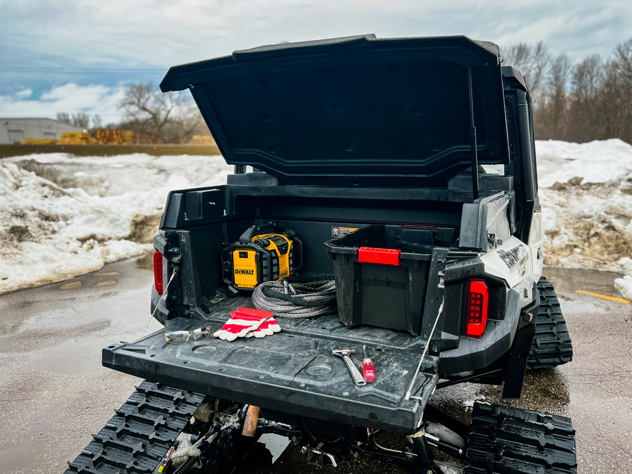 Highlands UTV Rear Cargo Box for Polaris General enormous storage capacity