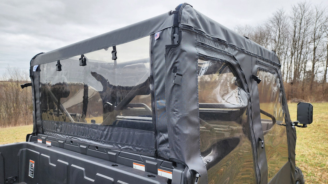 3 Star rear window and full door on a CFMoto UForce 1000XL, close view from the bed with the side mirror
