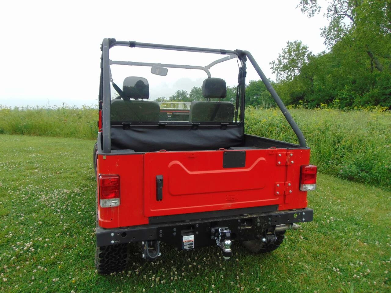 3 Star Mahindra Roxor - Lexan Back Panel