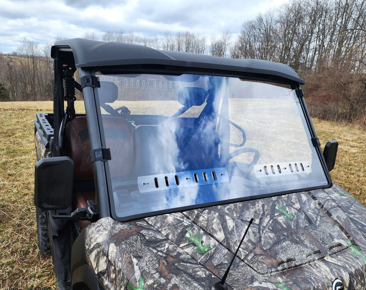 Straight front view of the 3 Star front windshield on a CFMoto UForce U10 Pro showing both lower vent panels