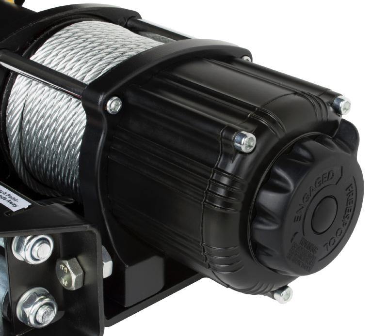 Close-up of the MotoAlliance Viper Midnight winch drum and gear housing end with steel cable