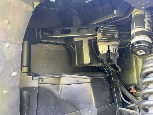 Spike inner fender block-off kit for Yamaha Wolverine RMAX 2- and 4-seat: black block-off panel installed in the inner...