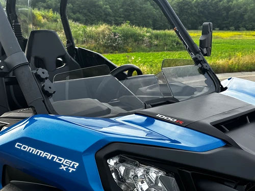 Spike short windshield for Can-Am Maverick Trail and Maverick Sport: tinted short windshield on a blue Can-Am Comma (view 2)