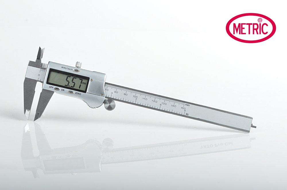 Digital caliper — the tool for measuring hub bore, stud diameter and stud length