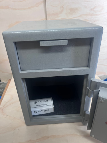 Used Platinum D2 Combination Deposit Safe