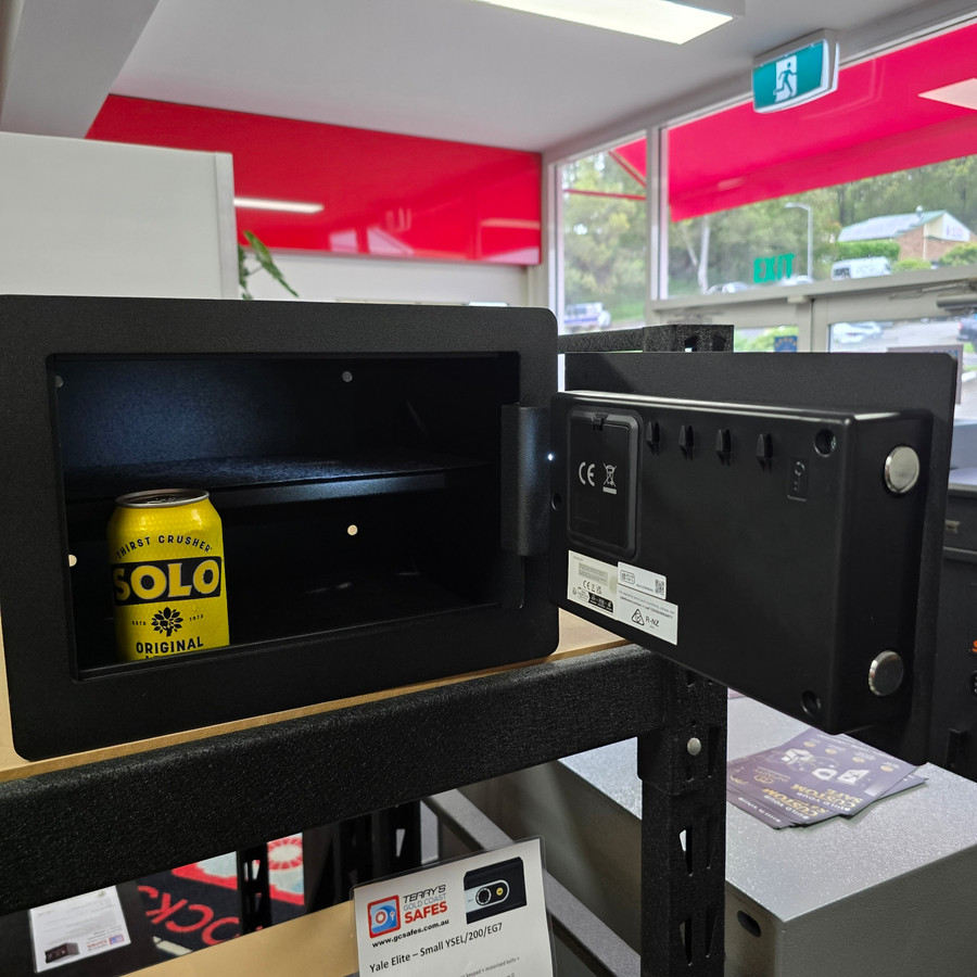 Yale Smart Safe (11.4kg)