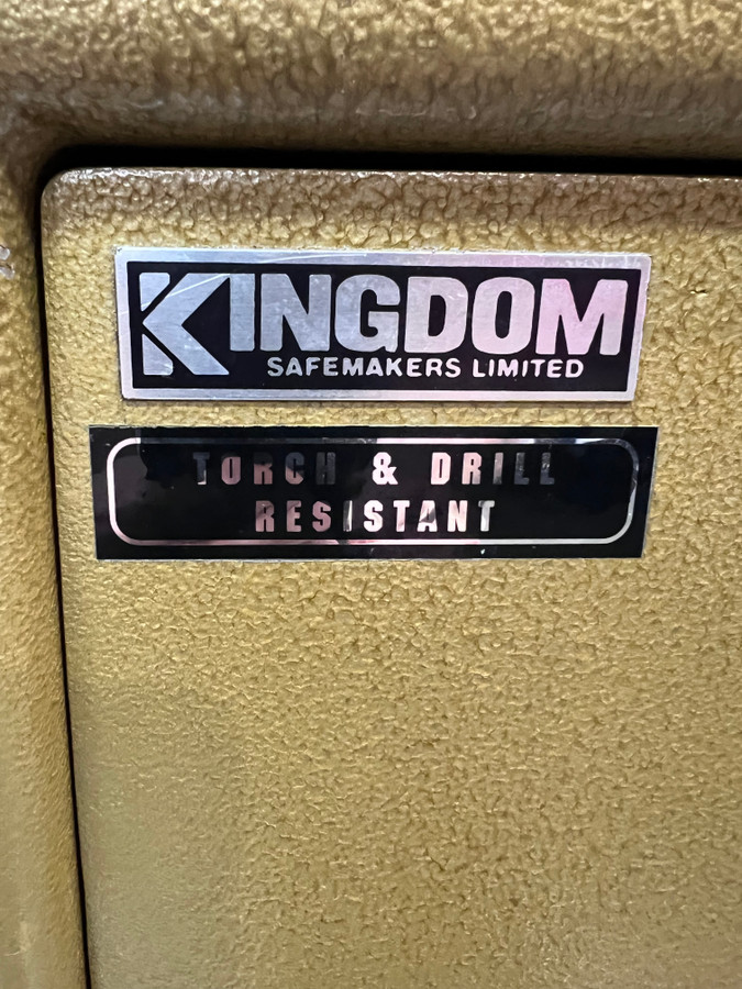 Used Safe Kingdom 900kg Combination Safe