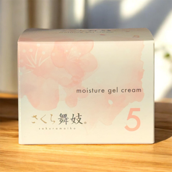 Sakura Maiko Moisture Gel Cream