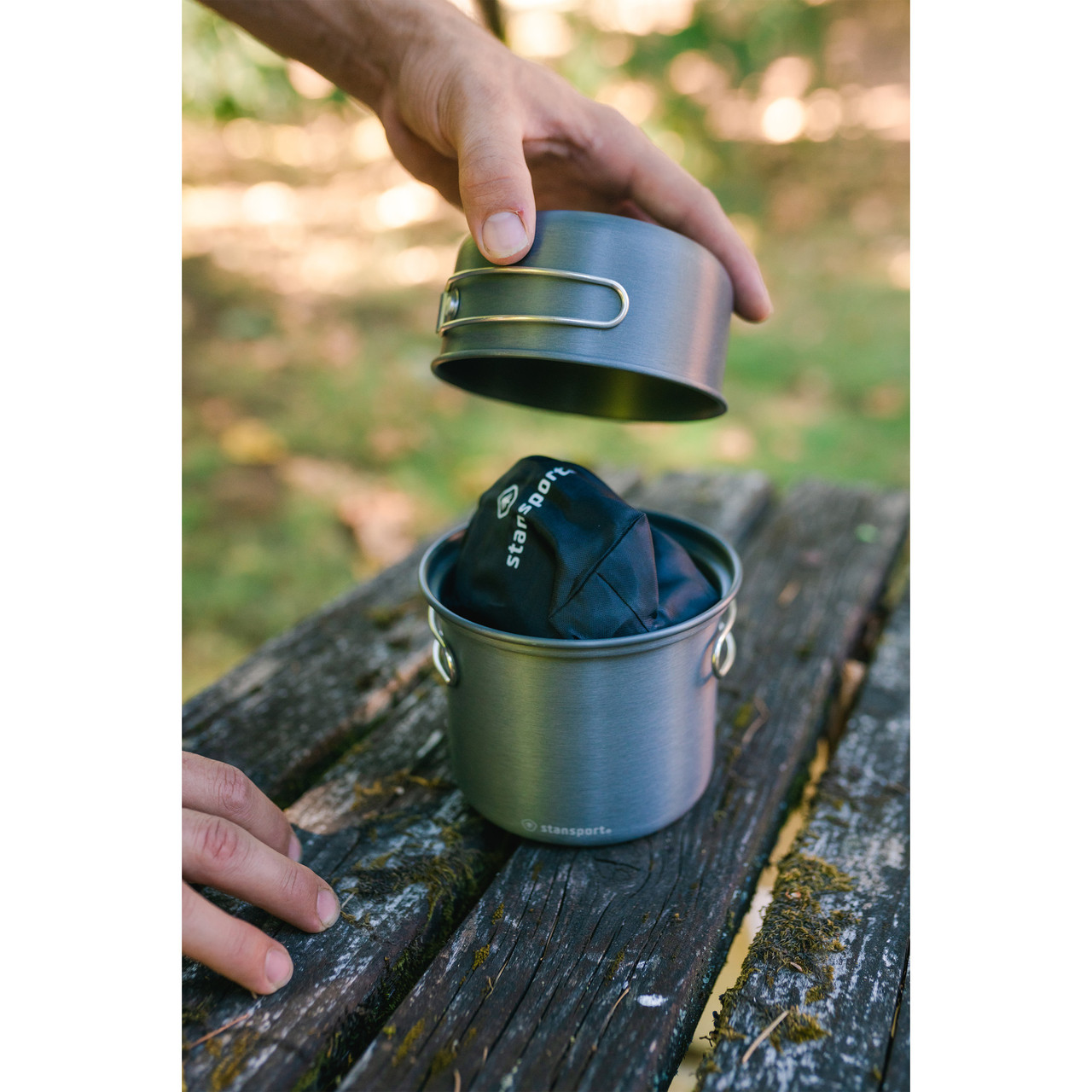 Enamel Cook Pot with Lid - Stansport