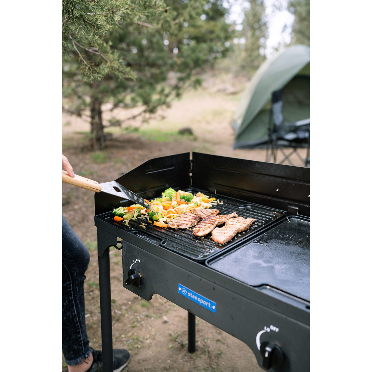 LARGE CAST IRON GRIDDLE. …, Outdoors and Sporting