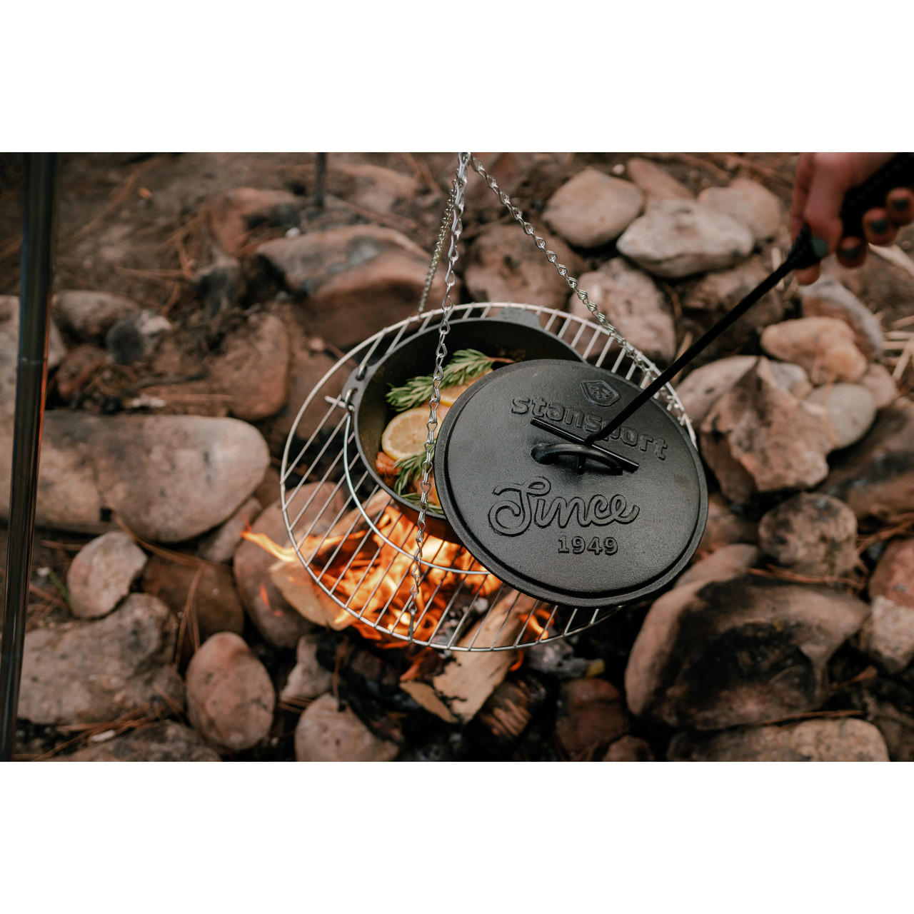 Tripod Cooker with 17