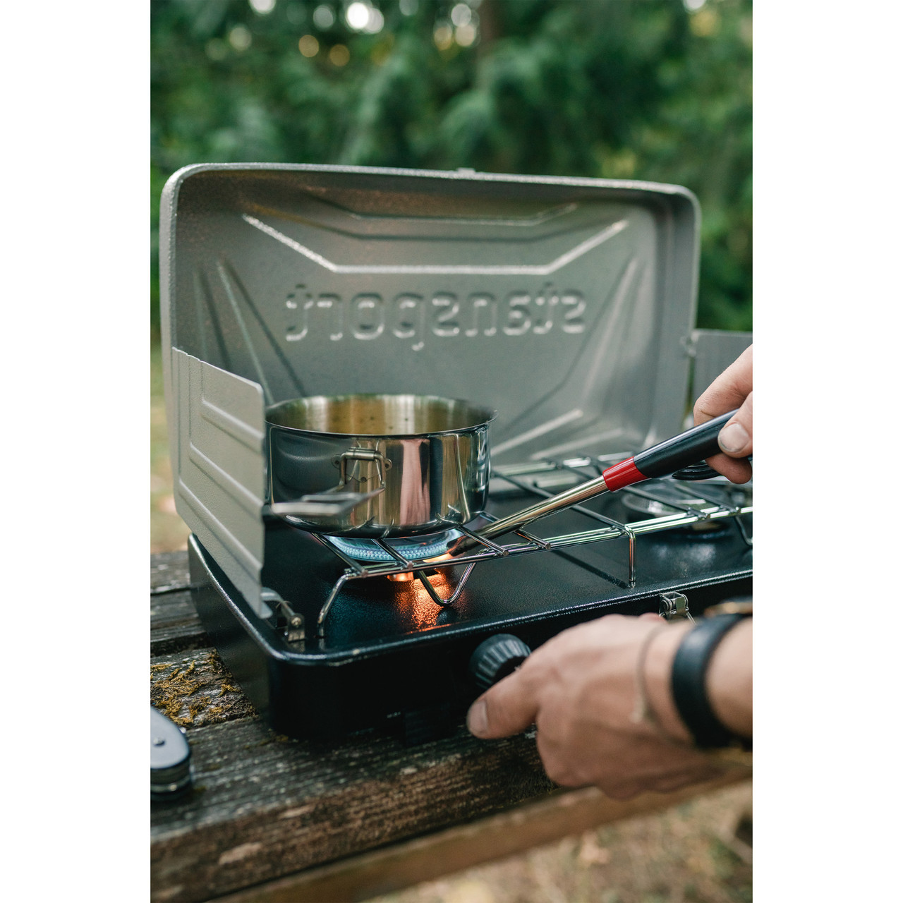 2-Burner Regulated Propane Stove - Silver - Stansport