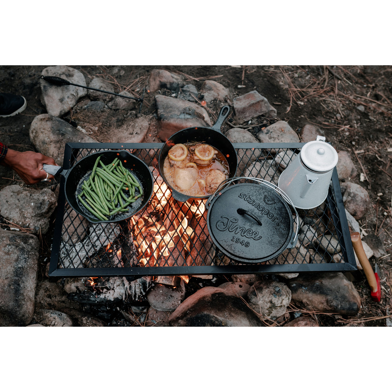 Sunnydaze Pre-Seasoned 3-Piece Cast Iron Skillet Fry Pan Set