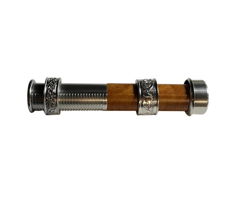 https://cdn11.bigcommerce.com/s-optetoawga/images/stencil/760x760/products/369/2766/gb-fly-shop-chrome-engraved-ul-fly-rod-reel-seat-burl-wood__01684.1676063024.jpg?c=2