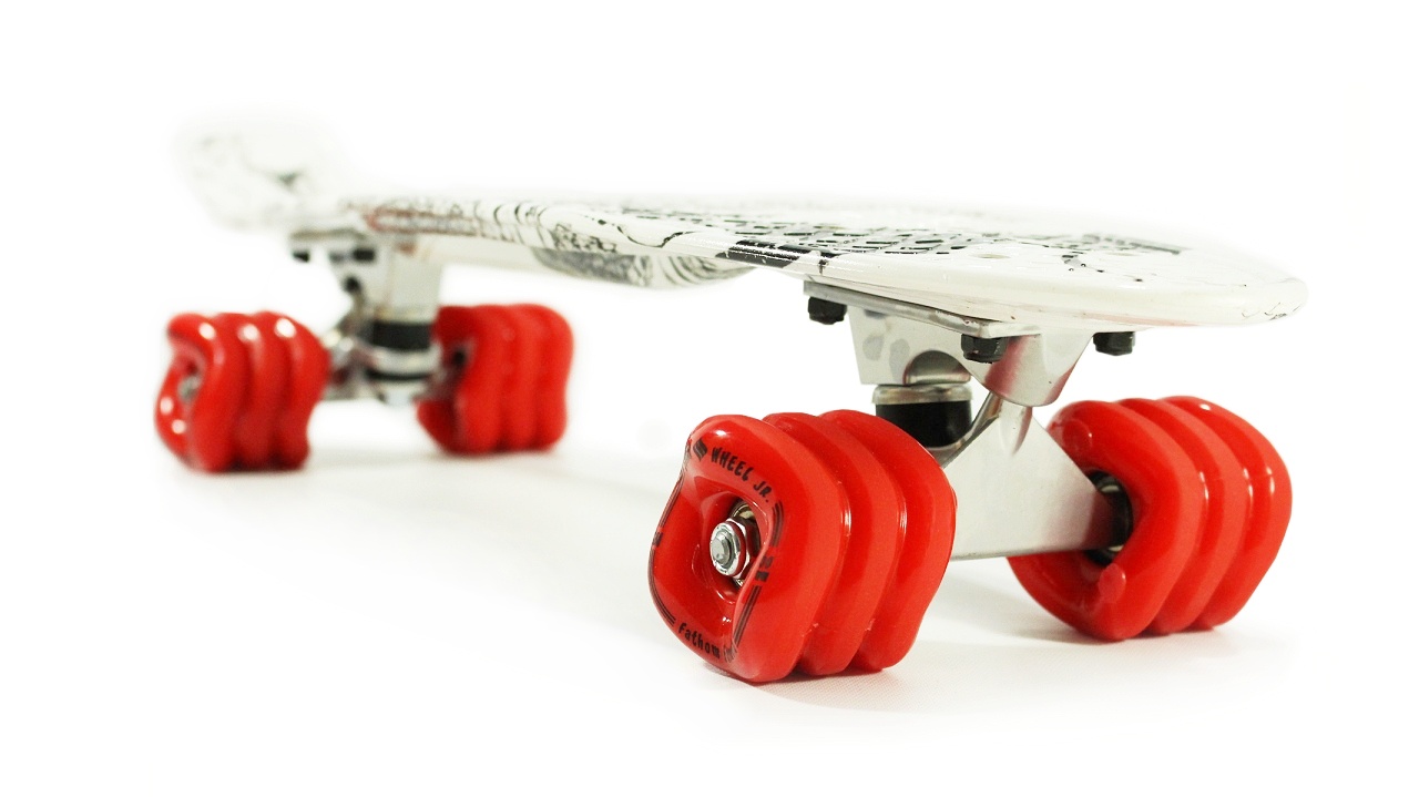 Shark Wheel 22.5” Plastic Cruiser Skateboard, Complete with Red