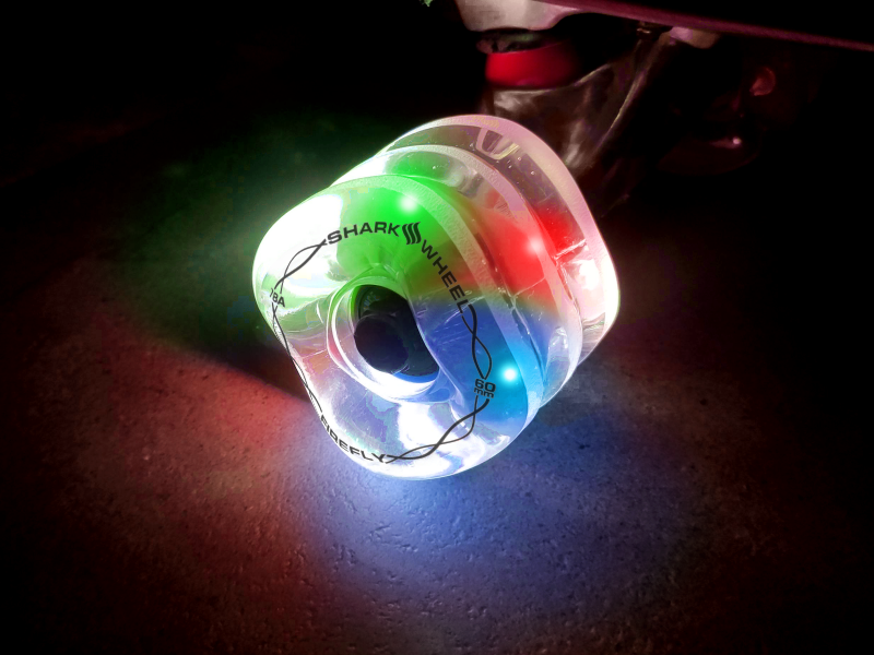 Shark Wheel 60mm, 78a Firefly - Clear with Multi-Color Lights