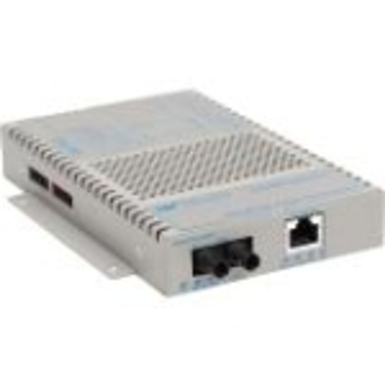 9421-1-11 OmniConverter 10/100/1000 PoE+ Gigabit Ethernet Fiber Media Converter Switch RJ45 ST Single-Mode 12km 1 x 10/100/1000BASE-T, 1 x 1000BASE-LX, US AC
