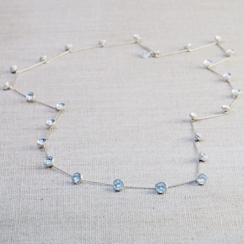 Silver Daisy Necklace