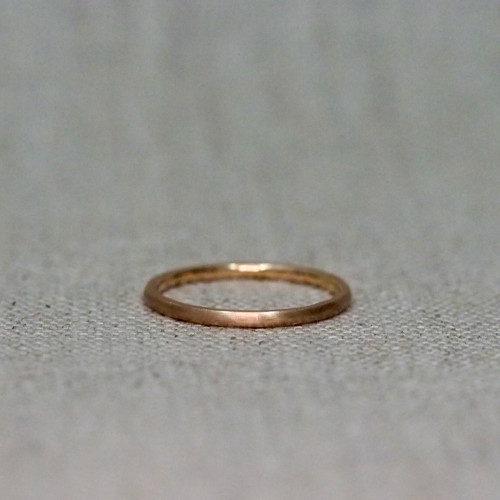 Petite 9c Rose Gold Ring