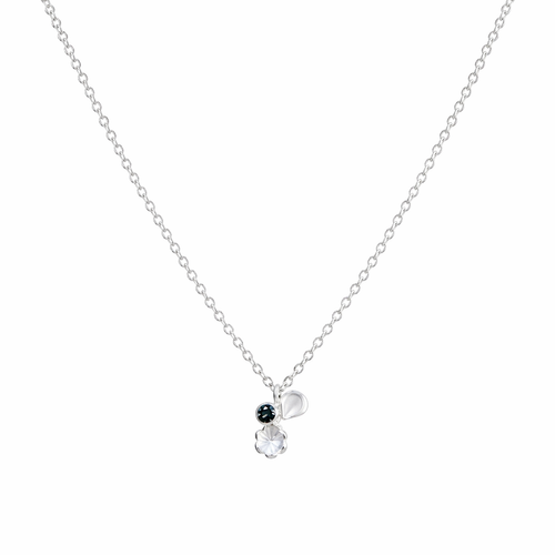 Drifting Bud Necklace