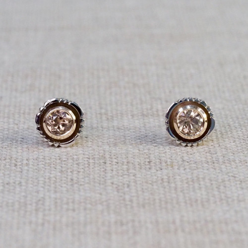 Paloma Stud Earrings